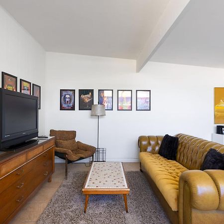 Monkey Tree Hotel By Avantstay Stylish Hotel In Palm Springs W Pool 외부 사진