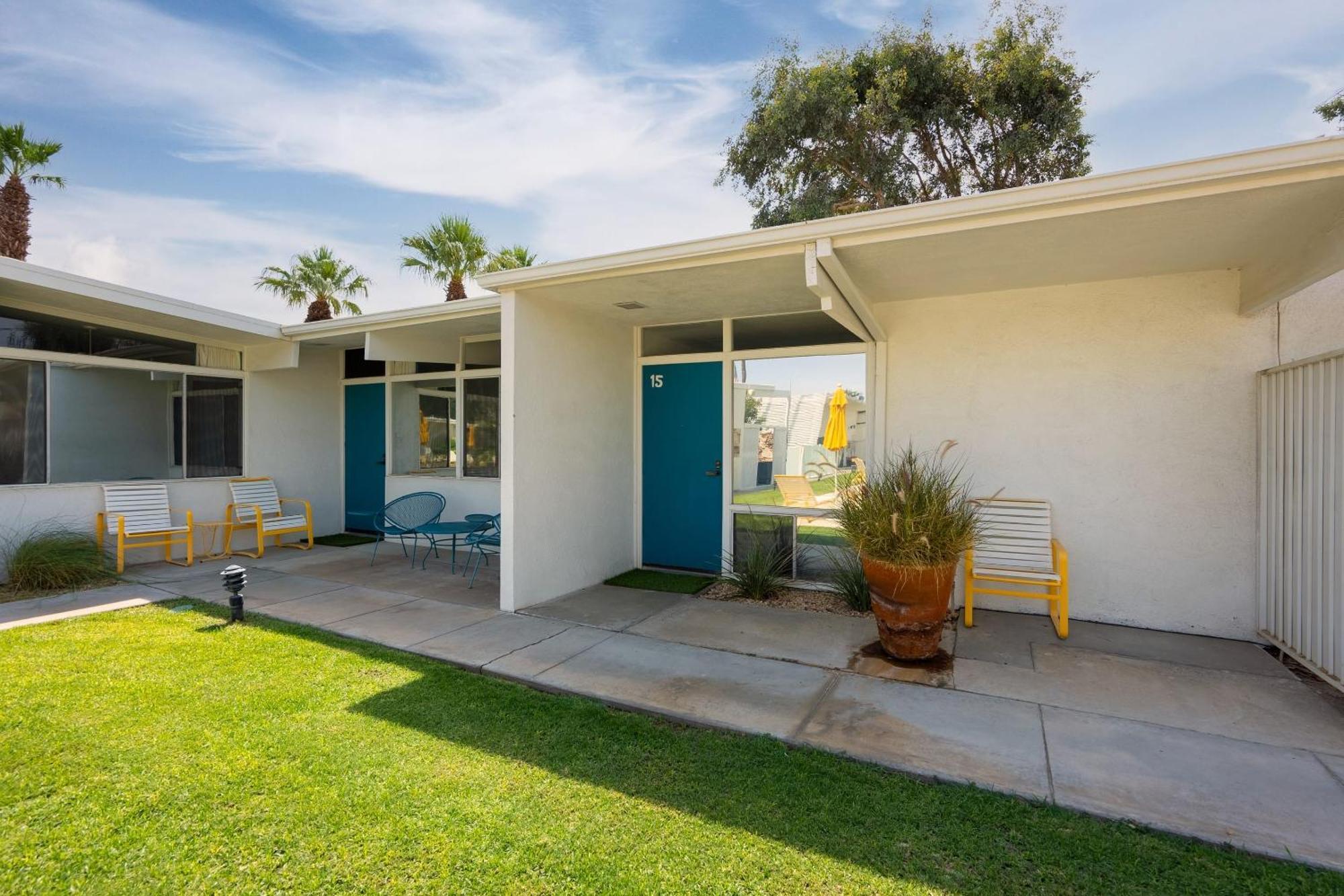 Monkey Tree Hotel By Avantstay Stylish Hotel In Palm Springs W Pool 외부 사진
